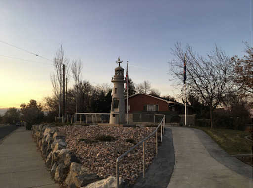 Lighthouse Broad Perspective