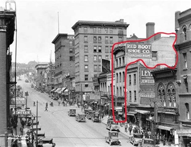 The cross section of Butte’s Broadway and Main Street in the 1920s