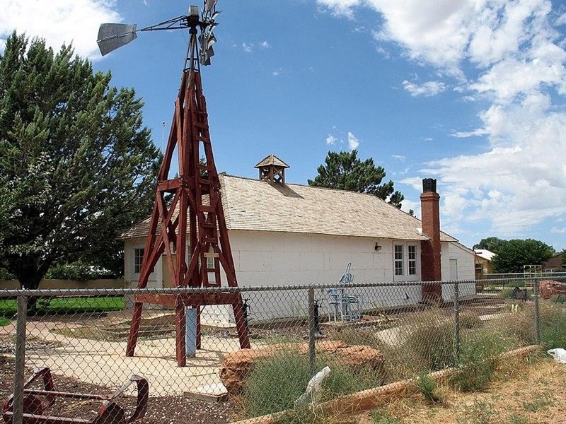 The Community Schoolhouse