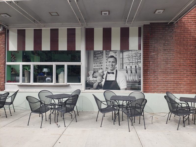 Outside seating at Farr Ice Cream store