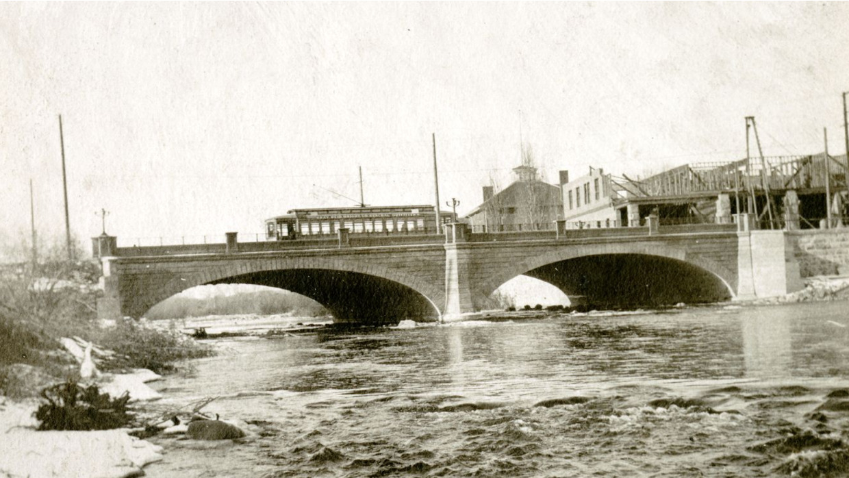 Trolley Crossing the Virginia Street Bridge. 1906