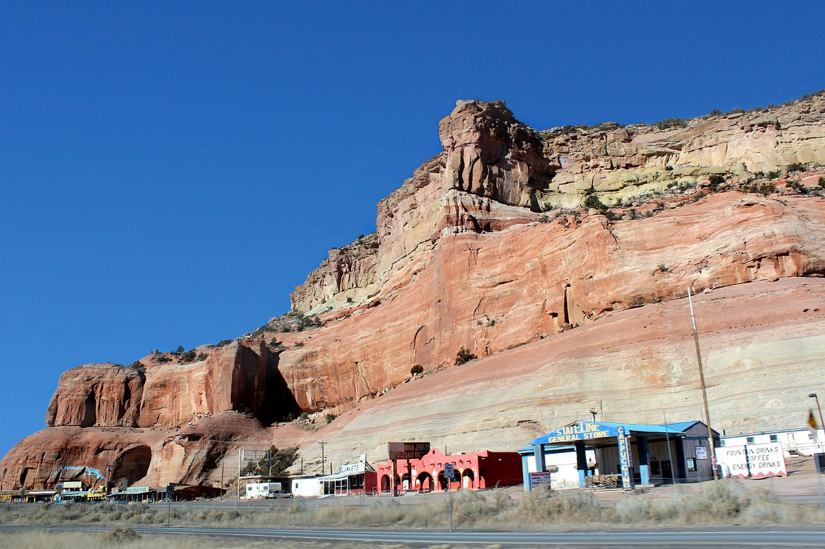 The “painted cliffs”of Lupton, Arizona