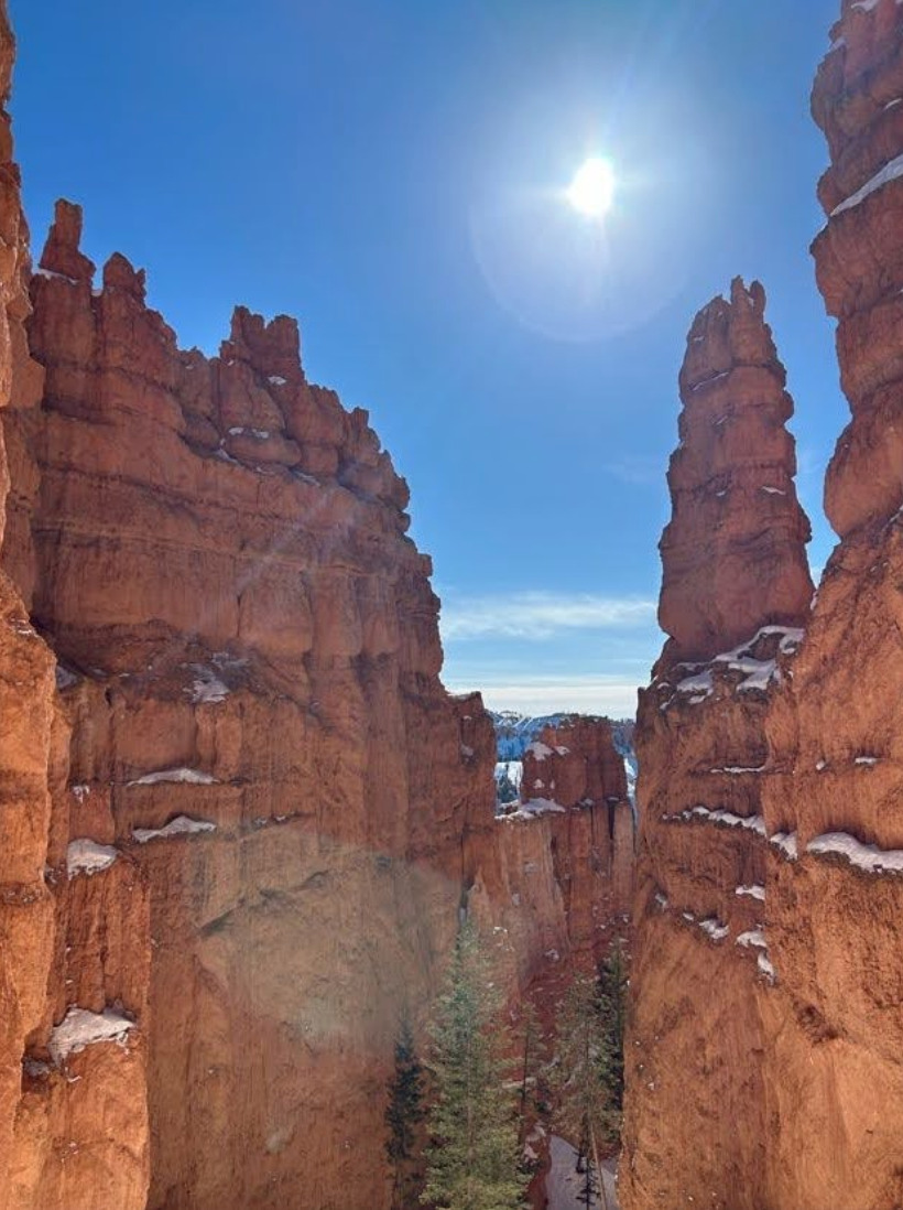 Bright Winter Sun in Bryce Canyon